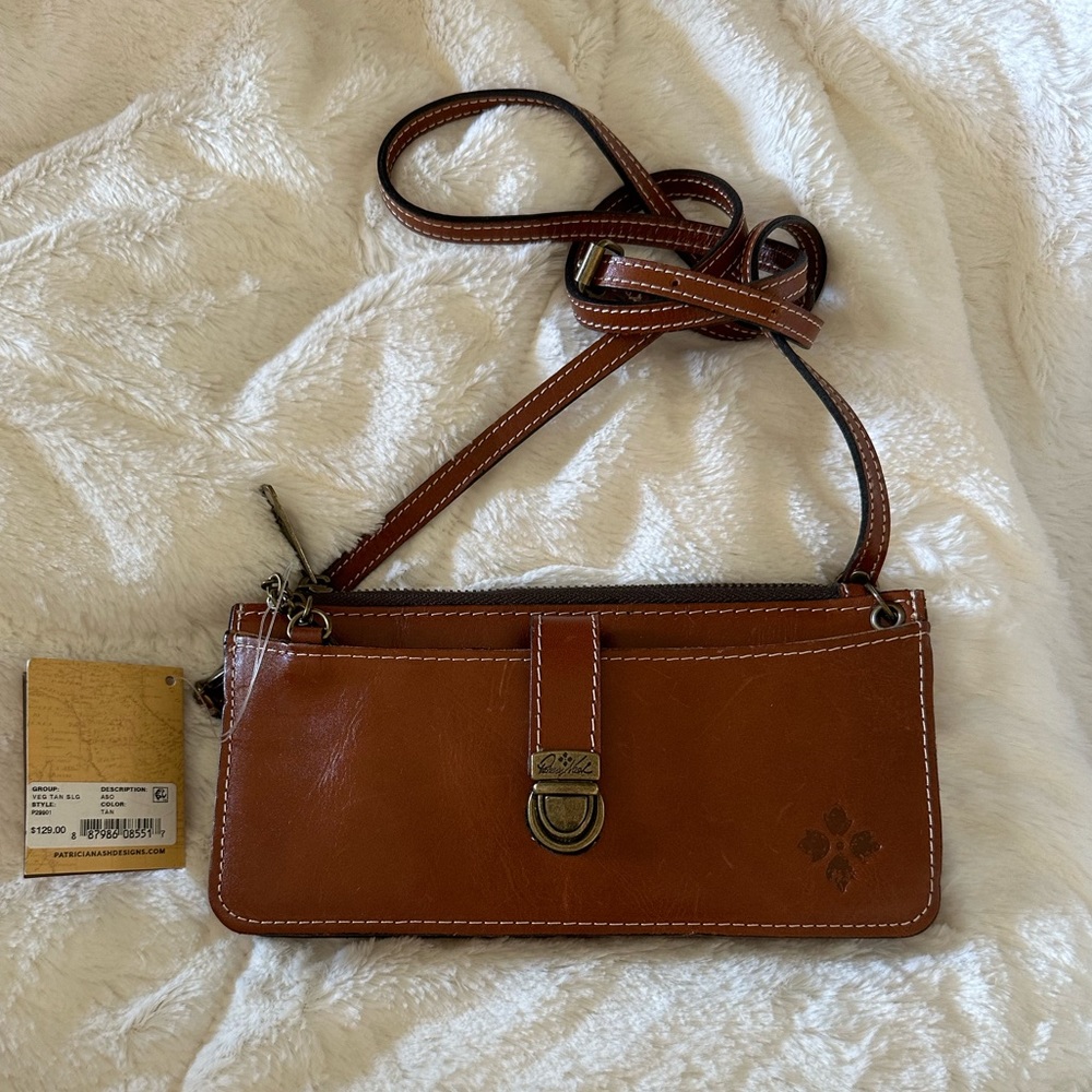 Patricia Nash Aso Clutch